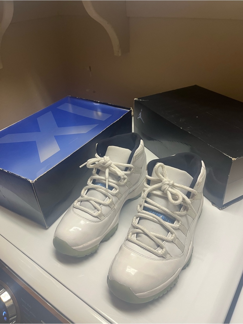 Jordan 11 Legend Blue 2014